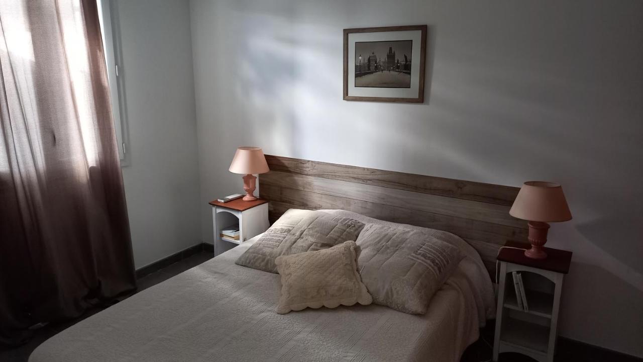 Maison Dans Beau Village Du Luberon Mérindol Kültér fotó